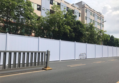 深圳大通建材PVC圍擋施工案例
